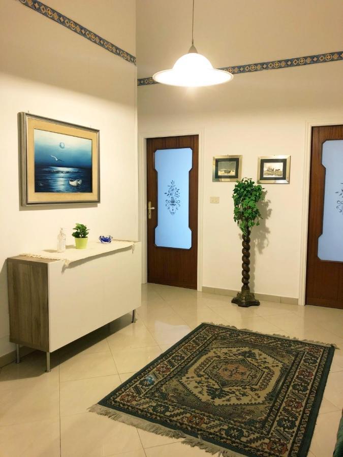 Apartment For 2 In Catania, B&B Le Voci Del Mercato Extérieur photo